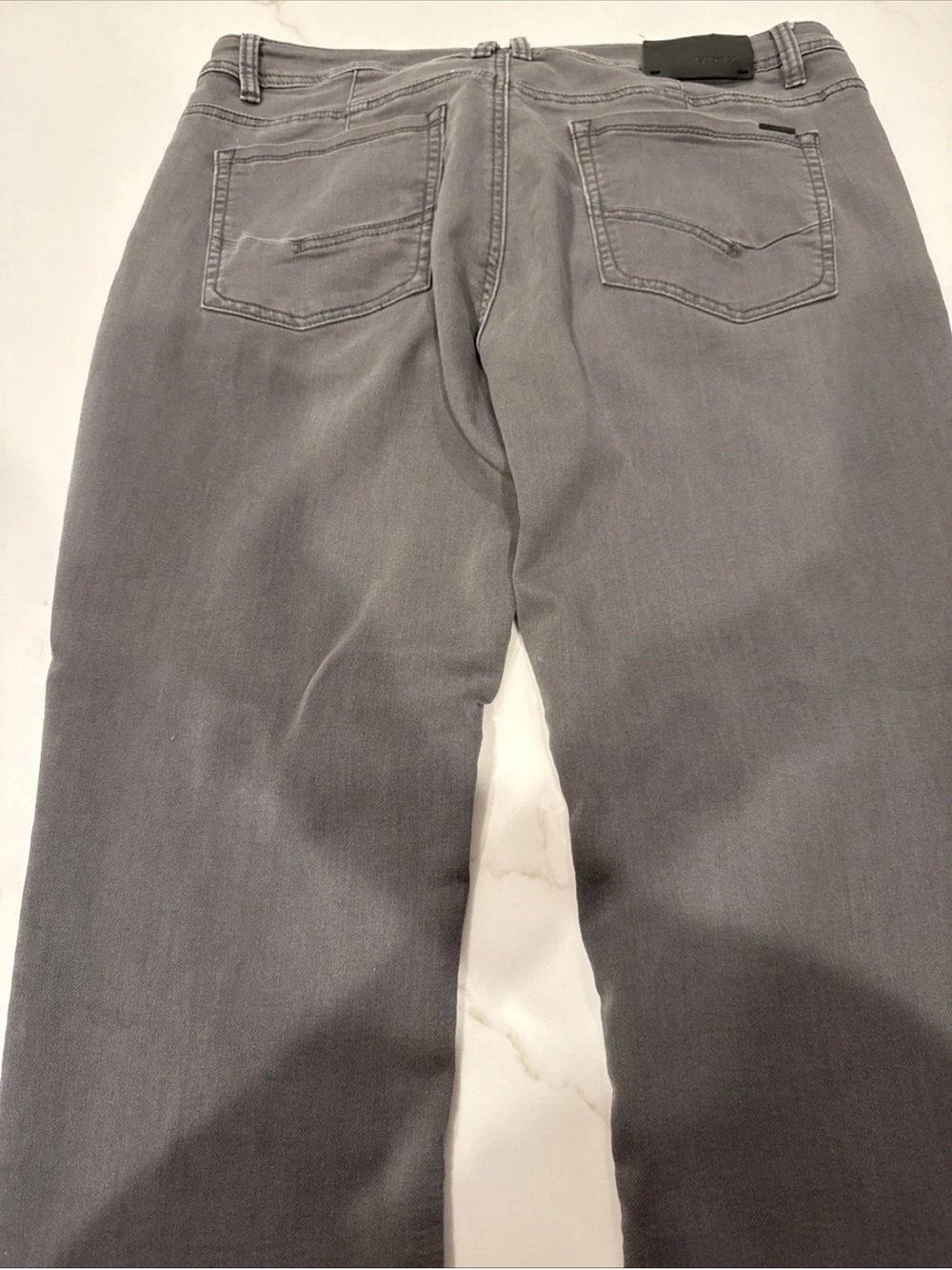 Ezekiel Men's Straight Gray Jeans